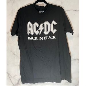 NWT AC/DC Back in Black T-Shirt Large